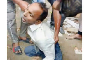 চুয়াডাঙ্গায় ফুয়েল কার্ড নিতে গিয়ে ব্যবসায়ীর মৃত্যু; উপজেলা চত্বরে শোকের ছায়া