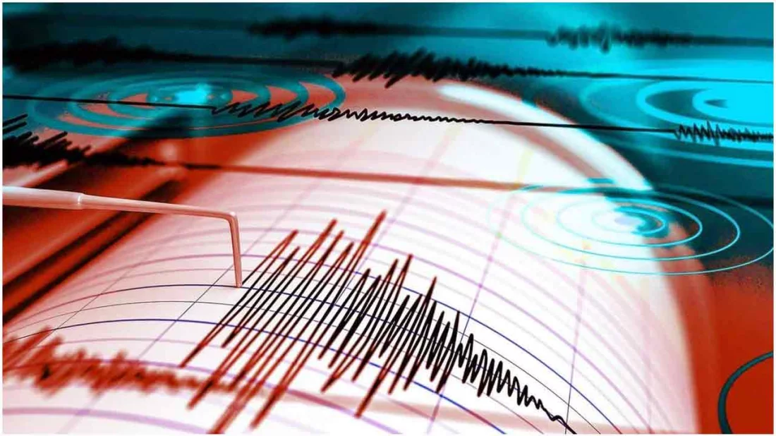 শক্তিশালী কম্পনের পর ইওয়াত, আওমোরি ও হোক্কাইডো অঞ্চলে সতর্কতা জারি — দৈনিক দুর্নীতির বার্তা Japan earthquake 7.4 magnitude tsunami warning issued coastal areas alert — Dainik Durnitir Barta —— dainikdurniti.com —