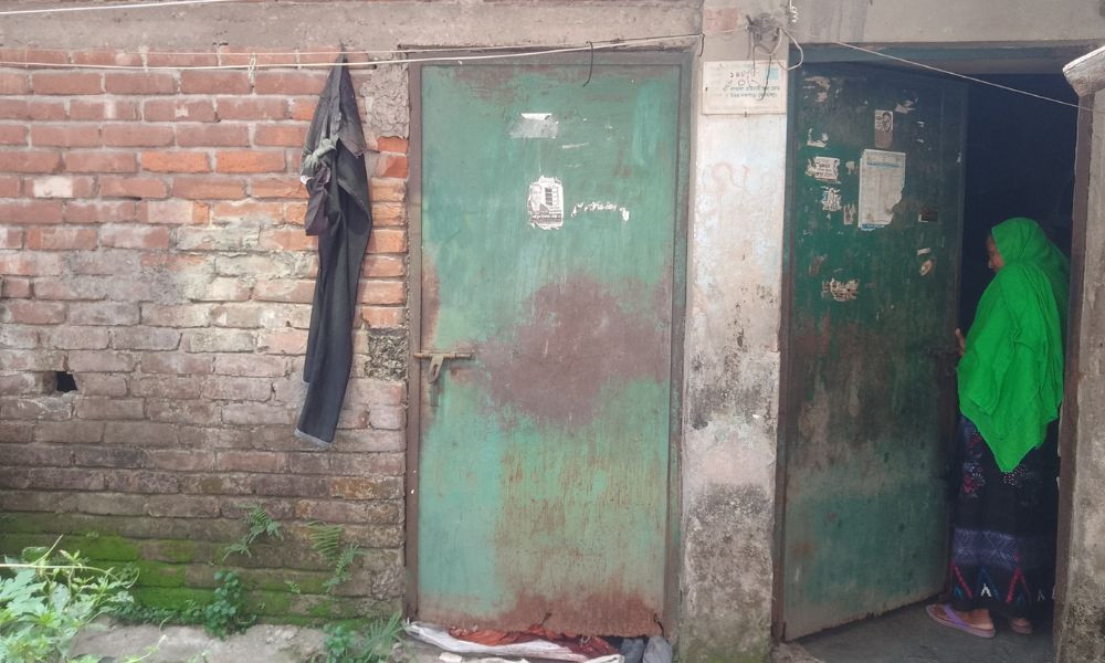 একই রাতে পিতা-পুত্রের রহস্যজনক মৃত্যু, আটক আরেক ছেলে—তদন্তে নানা প্রশ্ন — দৈনিক দুর্নীতির বার্তা Tongi Gazipur father son death mystery crime news — Dainik Durnitir Barta —— dainikdurniti.com —