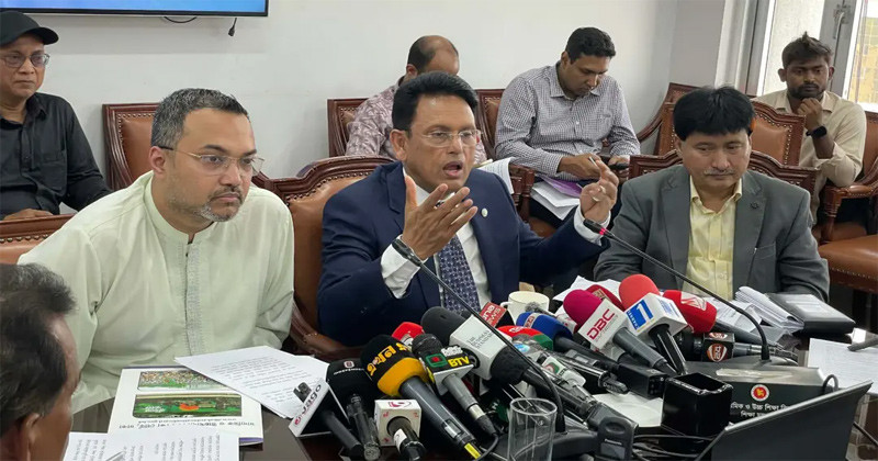 এসএসসি পরীক্ষাকে ঘিরে সাইবার মনিটরিং জোরদার, সন্দেহজনক গ্রুপে নজর — দৈনিক দুর্নীতির বার্তা SSC question leak prevention cyber monitoring WhatsApp group Bangladesh education — Dainik Durnitir Barta —— dainikdurniti.com —