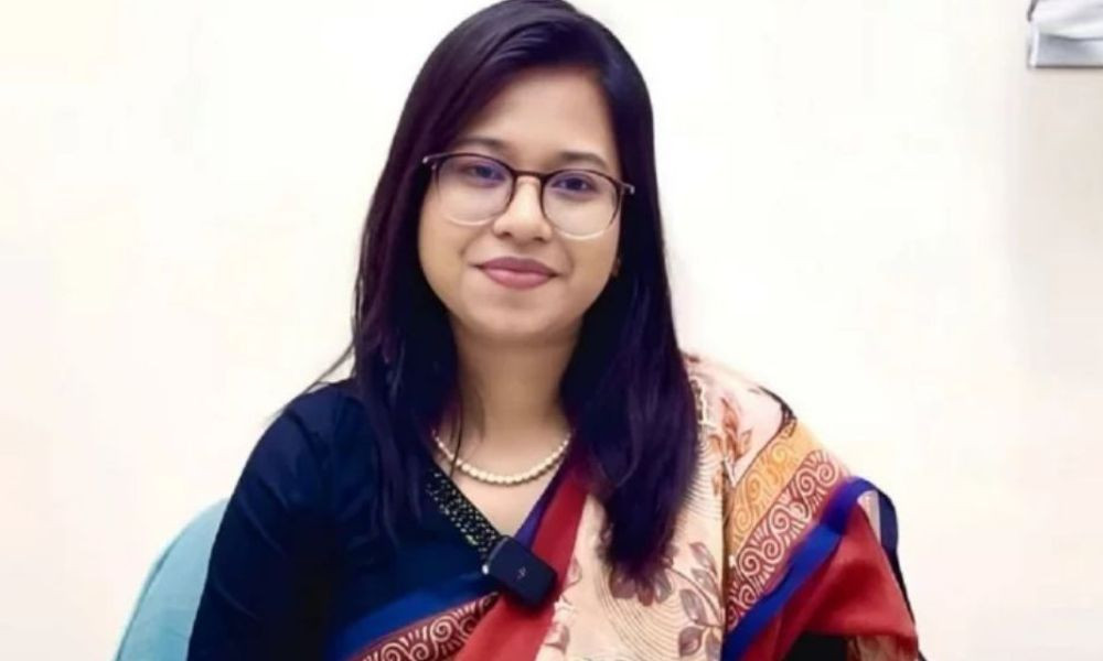মনোনয়ন বাতিলের সিদ্ধান্ত চ্যালেঞ্জ, সংরক্ষিত নারী আসন নিয়ে নতুন মোড় — দৈনিক দুর্নীতির বার্তা Monira Sharmin EC appeal election Bangladesh news — Dainik Durnitir Barta —— dainikdurniti.com —