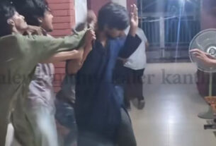 ডাকসু নেতার ওপর হামলা, রাজনৈতিক উত্তেজনায় উত্তাল শাহবাগ — দৈনিক দুর্নীতির বার্তা Shahbagh clash DUCSU leader Musaddiq attack Bangladesh politics news — Dainik Durnitir Barta —— dainikdurniti.com —