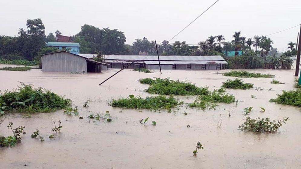 হাওর অঞ্চলে বন্যা পরিস্থিতির অবনতি