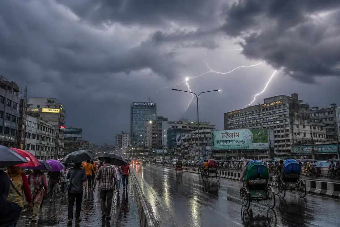 বাংলাদেশে বজ্রসহ বৃষ্টির পূর্বাভাস